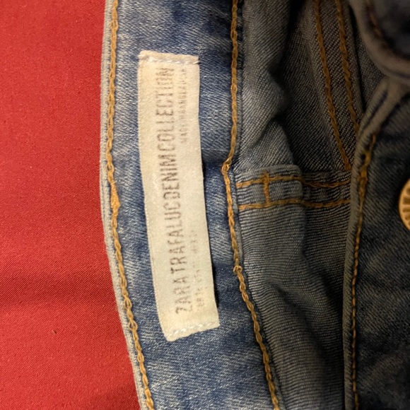 Blue Fade Jeans - Picture 3 of 3